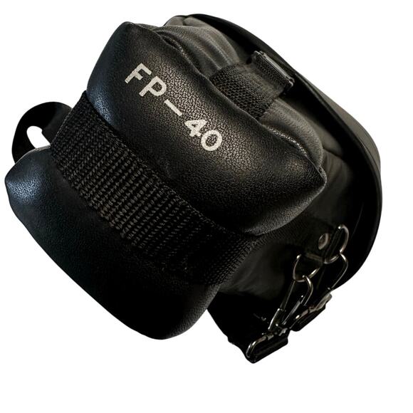 Minolta X-370 35mm Film SLR Camera with 50mm OEM Lens Plus 80-200 Lens and Case - Picture 7 of 15